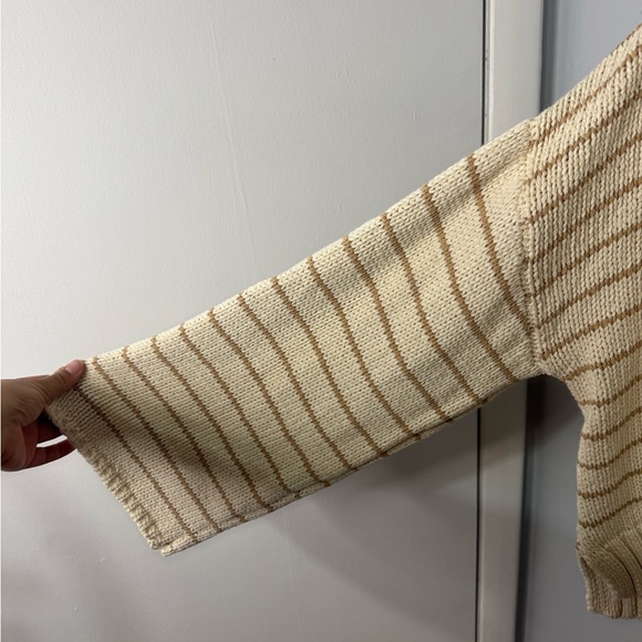 Pink Lily Cream and Tan Knit Sweater - Picture 4 of 4